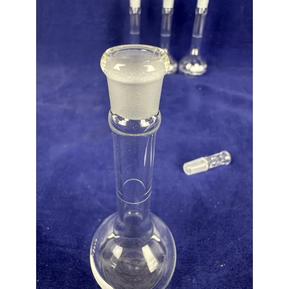 Set Of 4  PYREX  5640 25 mL Class a Volumetric Flasks Frosted Glass Stoppers